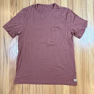 Vuori Performance Shirt Mens M Red Rust Striped Pocket Tee Gym Hiking Outdoors